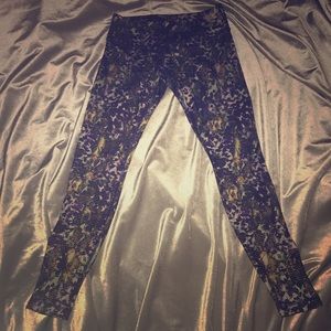Lulu Lemmon leggings